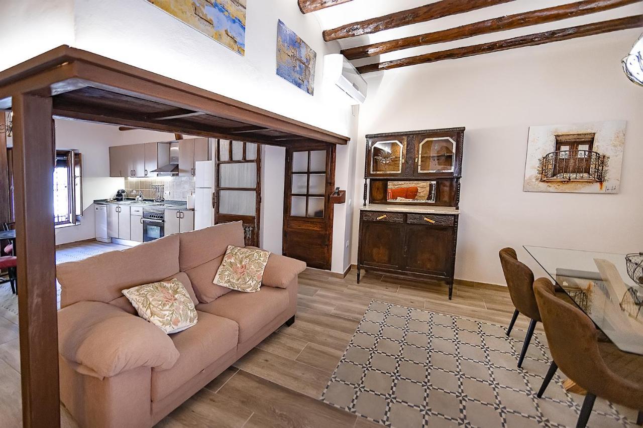 Casa L'Escorretger Apartment Каласейте Екстериор снимка
