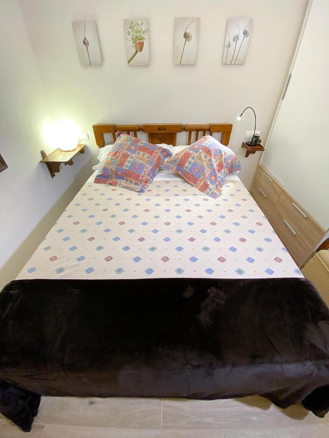 Casa L'Escorretger Apartment Каласейте Екстериор снимка